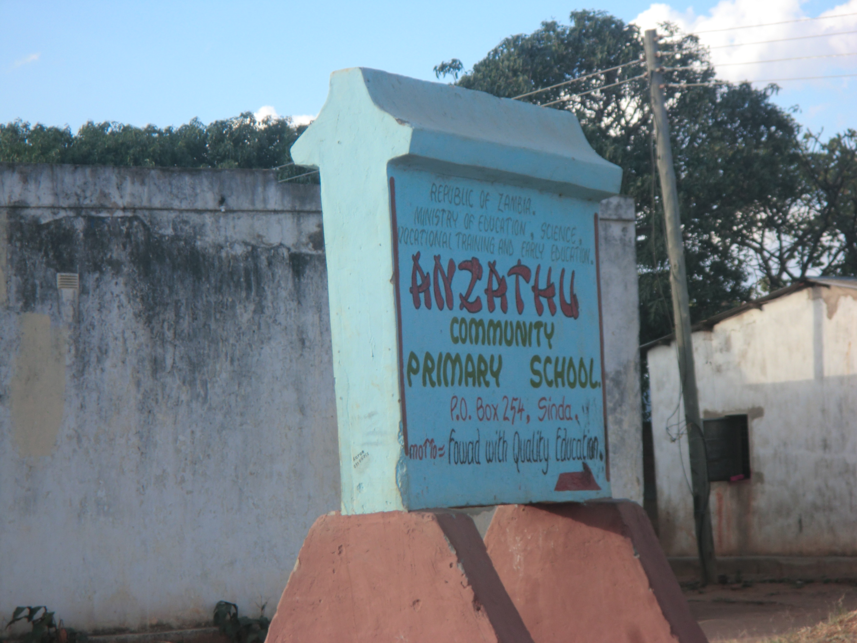 Los primeros años de la escuela Anzathu en Sinda